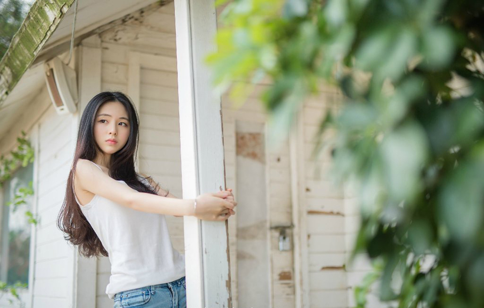 与此同时，已经回到荥阳的曹操，收到了刘备传来的消息，刘备要退兵了。